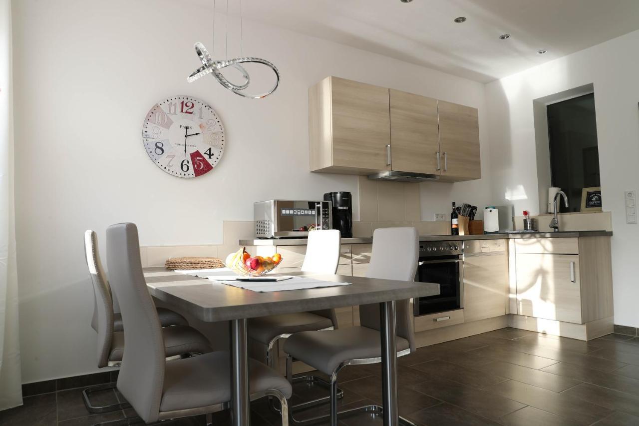 Holidayhaus-Luetsche / Wohnung Schmuecke Frankenhain ภายนอก รูปภาพ